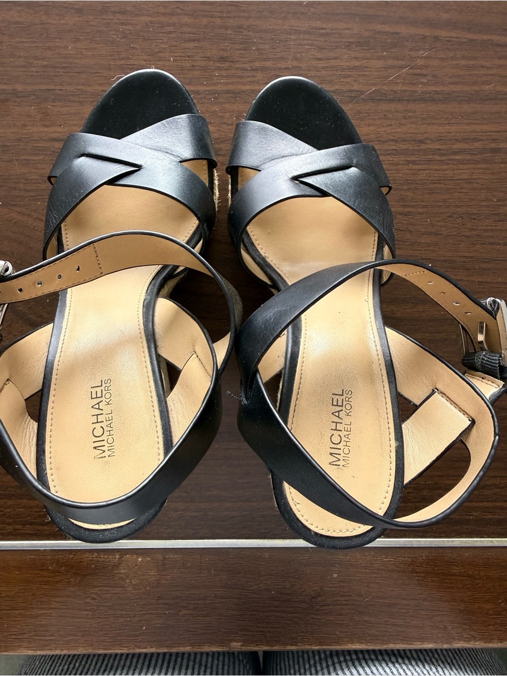 Michael Kors Black Leather Cross-Strap Ankle Strap Sandals - size 9